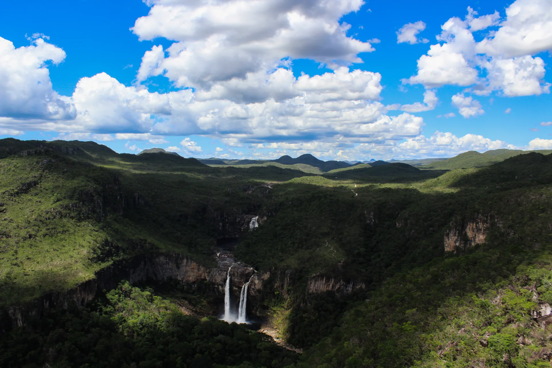 Imagem ilustrativa: Mirante da Janela, Chapada dos Veadeiros (foto de Aq.nicolas)