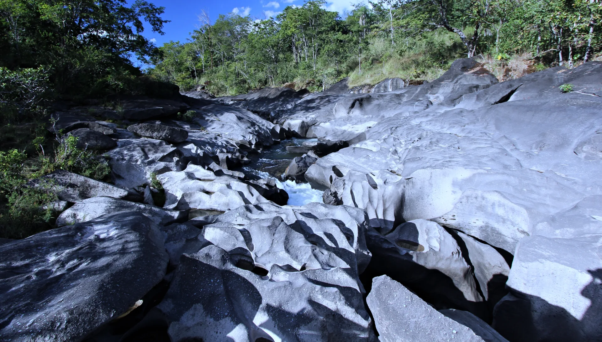 Cachoeiras da Chapada dos Veadeiros: 10 para conhecer perto de Alto Paraíso e São Jorge