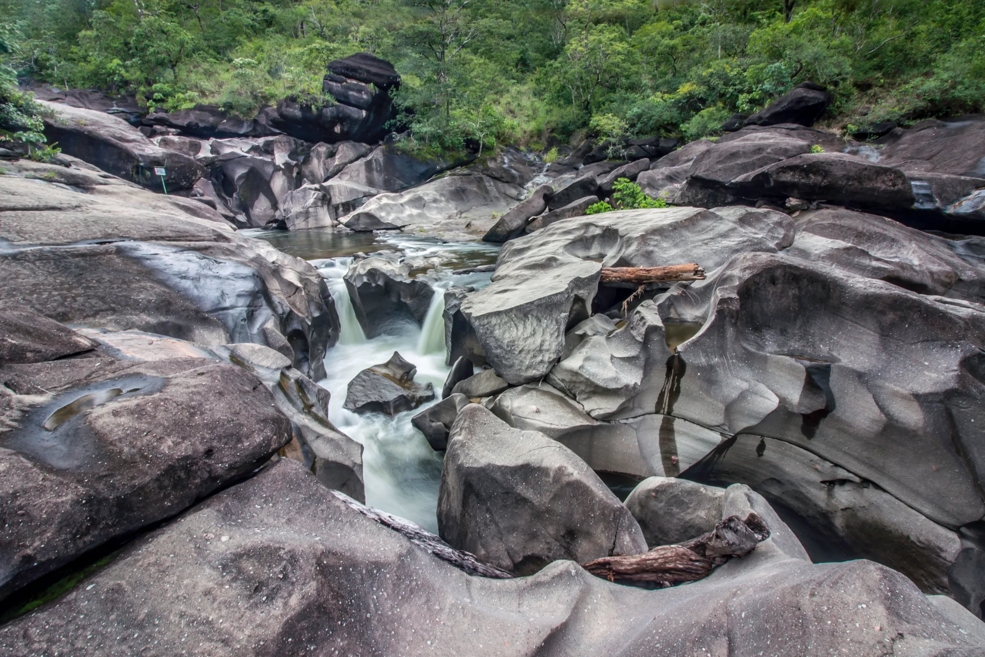 Imagem ilustrativa: Vale da Lua, Chapada dos Veadeiros (foto de Aline Fortuna)